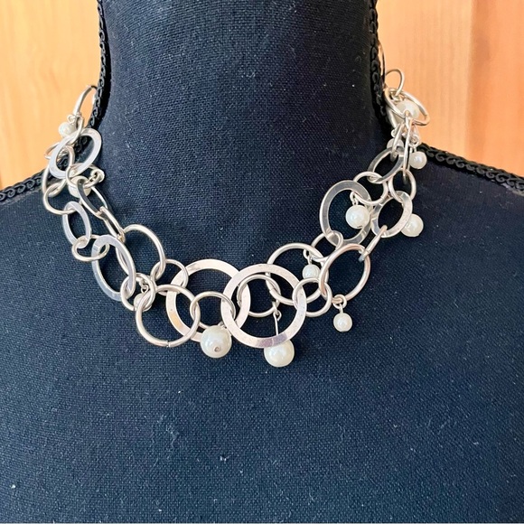 Artistic Silver Necklace Various Sizes of Silver Circles with Faux Pearl Dangles - Picture 3 of 9